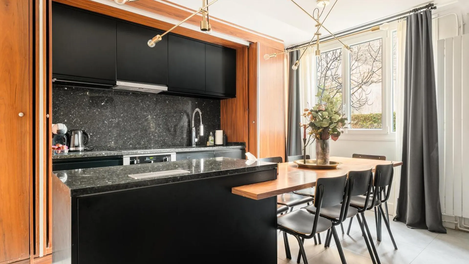 Apartman Eiffel Tower - 4 Bedrooms Like A Hotel Párizs